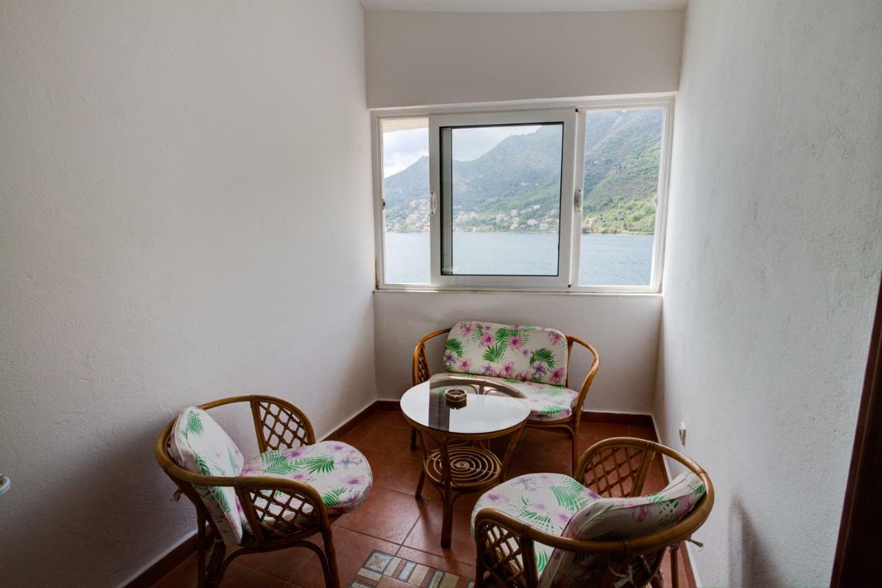 Apartmani Vesna Tivat Dış mekan fotoğraf